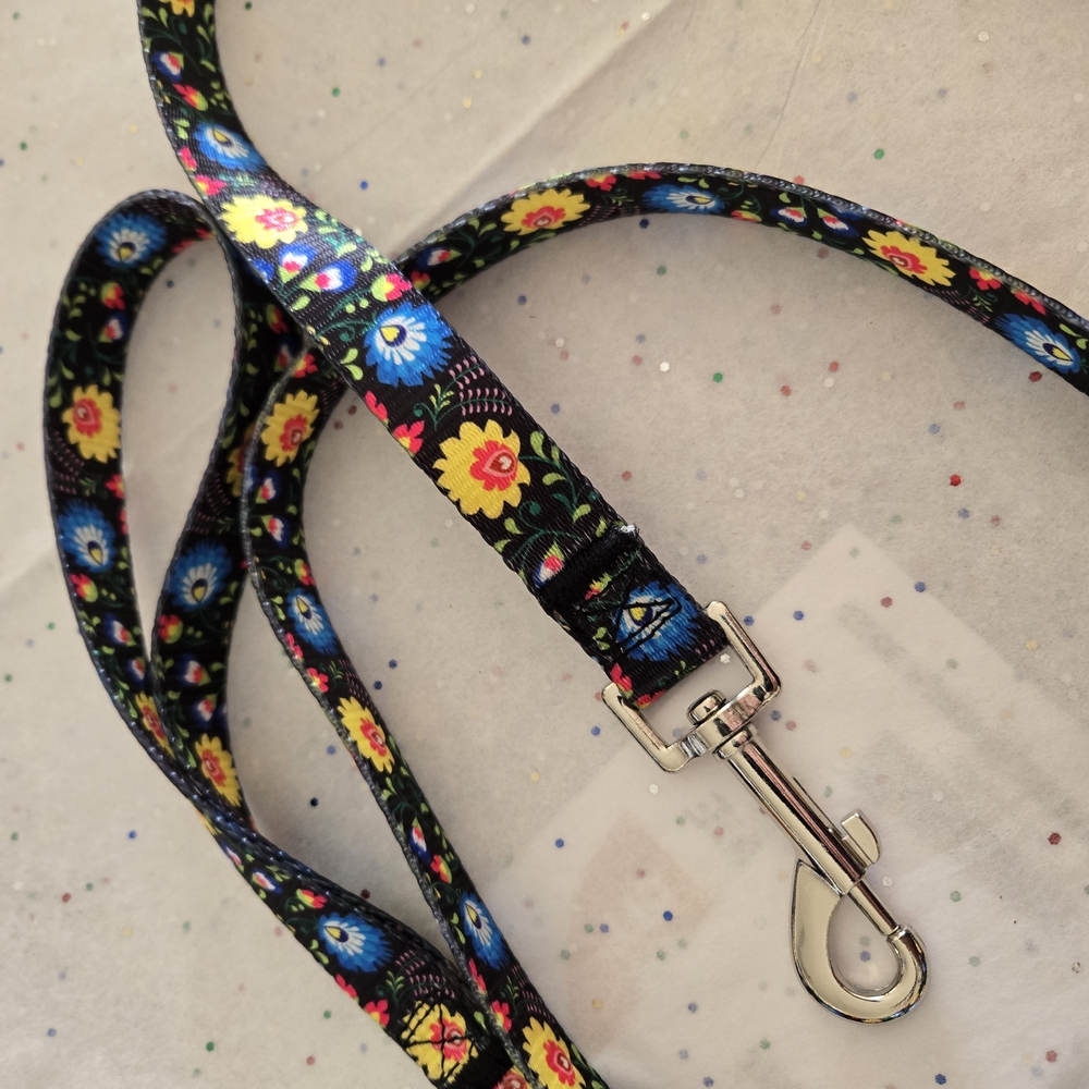 Floral Dog Leash with Metal Clip 5 Ft